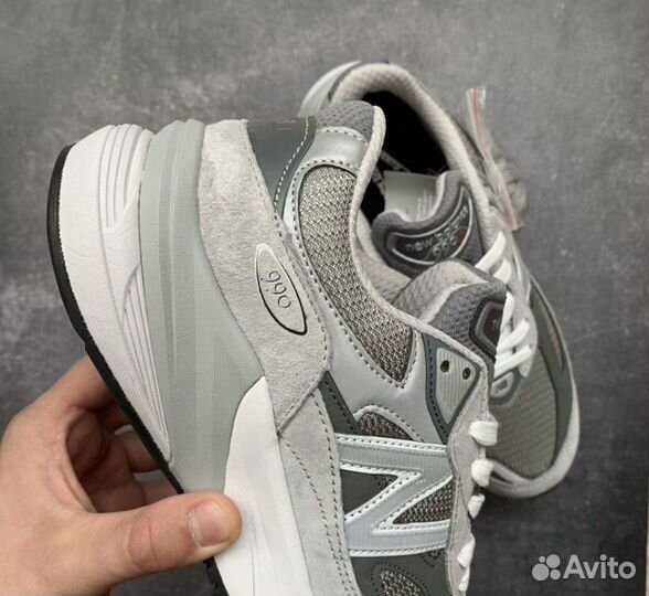 Кроссовки New Balance 990v6