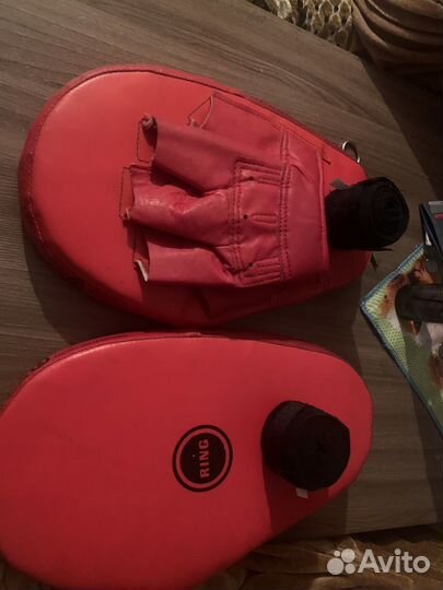 Боксерские лапы и бинты