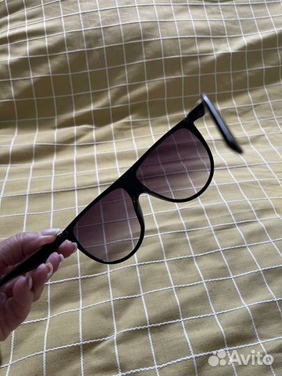 Солнцезащитные очки женские