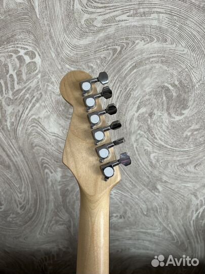 Электро гитара fender