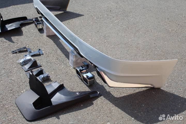 Prado 120 Задняя накладка губа Modellista A5LB2