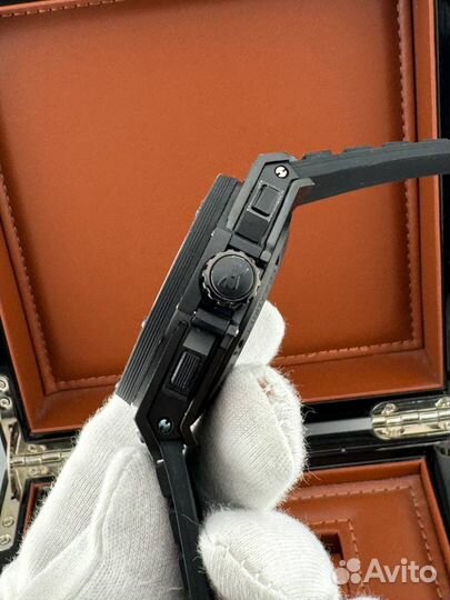 Наручные часы hublot