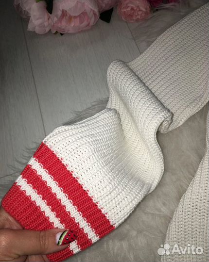 Свитер Marie Lund M