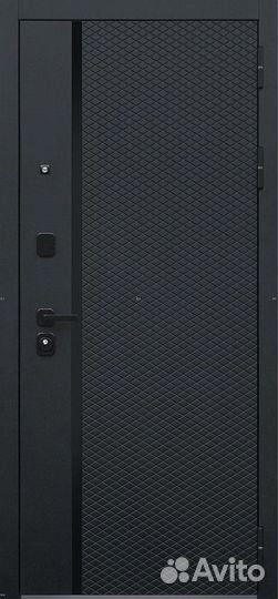 Дверь входная серая металлическая