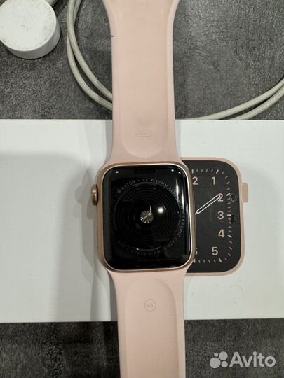 Часы apple watch SE 40 mm