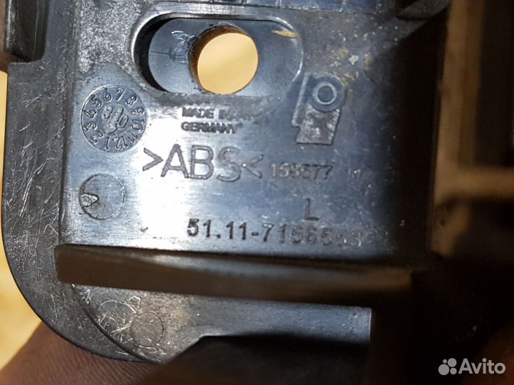 Крепление фары (кронштейн фары) левой BMW 3