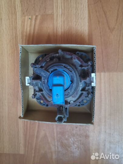 Противотуманка к ситроен ксара пикассо 2002г.1.8