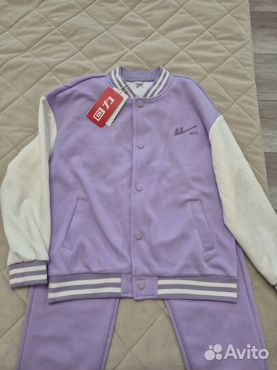 Спортивный костюм для девочек 134см