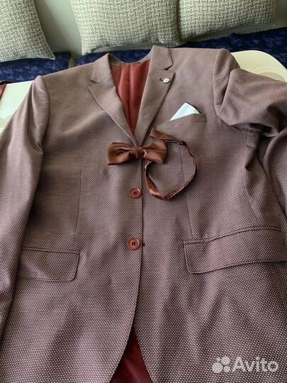Мужской классический костюм 50 52 бу