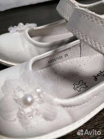 Туфли для девочки 26 размер белые