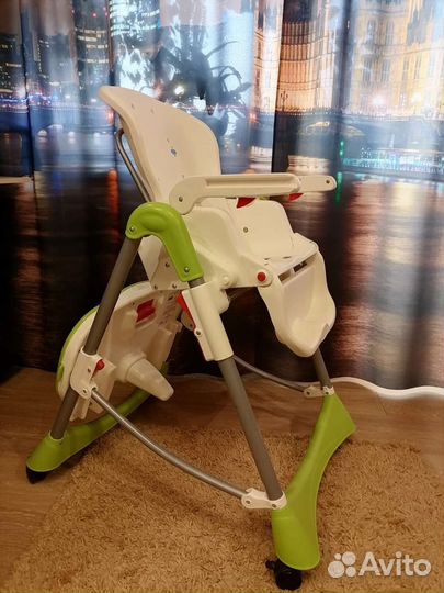 Стульчик для кормления babyton