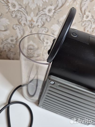 Капсульная кофемашина pixie nespresso