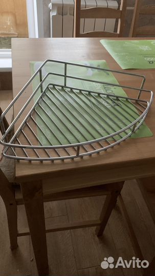 Полка угловая и полка для мыла