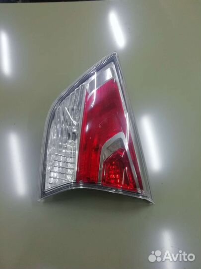 Фонарь задний правый nissan x trail t32 265544CA1B