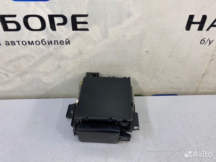 Блок предохранителей Lexus Lx570 2017