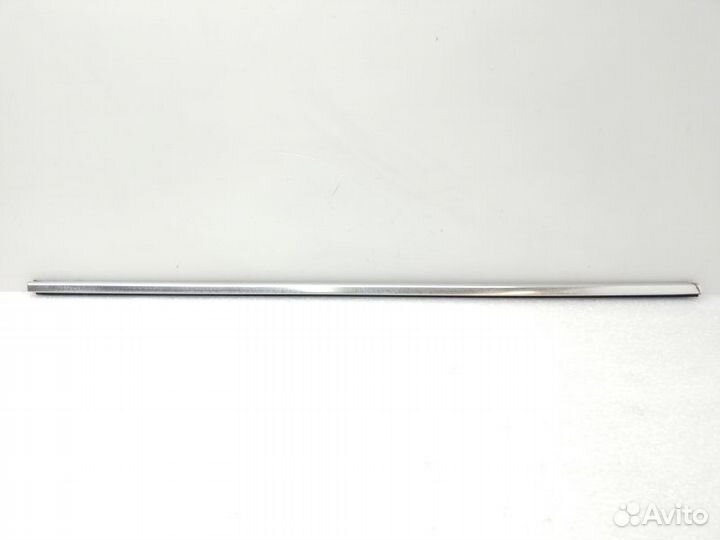 Молдинг двери правый Bmw 6-Series E63 3.0 N52 2007