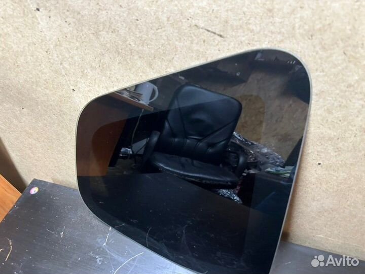 Стекло боковое заднее правое Renault Duster 1 2013
