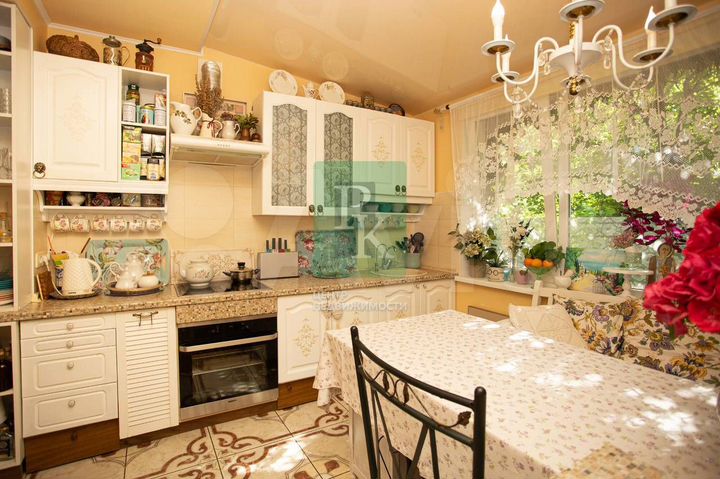 3-к. квартира, 86 м², 1/5 эт.