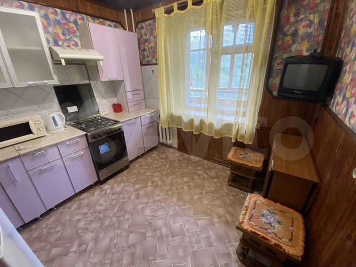 2-к. квартира, 50 м², 3/5 эт.