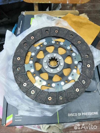 Комплект сцепления газ с двигателем Крайслер