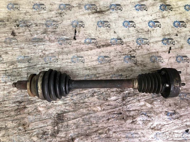 Привод передний Volkswagen Polo N9 1.4 2004