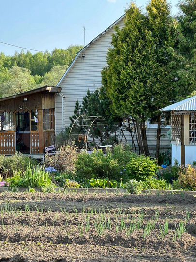 Дом 100 м² на участке 15 сот.