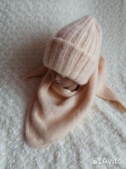 Вязаные бактусы, шапки из Ангоры 70