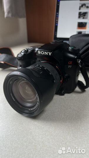 Фотоаппарат sony a 77 со вспышкой. Комплект