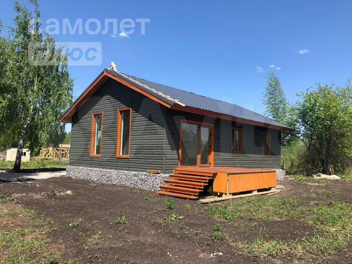 Дом 100 м² на участке 7,5 сот.