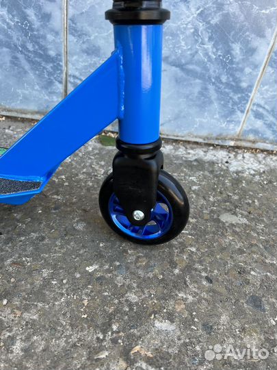 Трюковой самокат