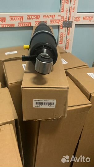 Передний амортизатор Porsche Cayenne 955/957