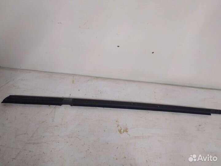 Бархотка задняя правая Опель Астра Н