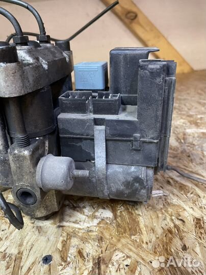 Блок ABS Audi 100 90 80 200