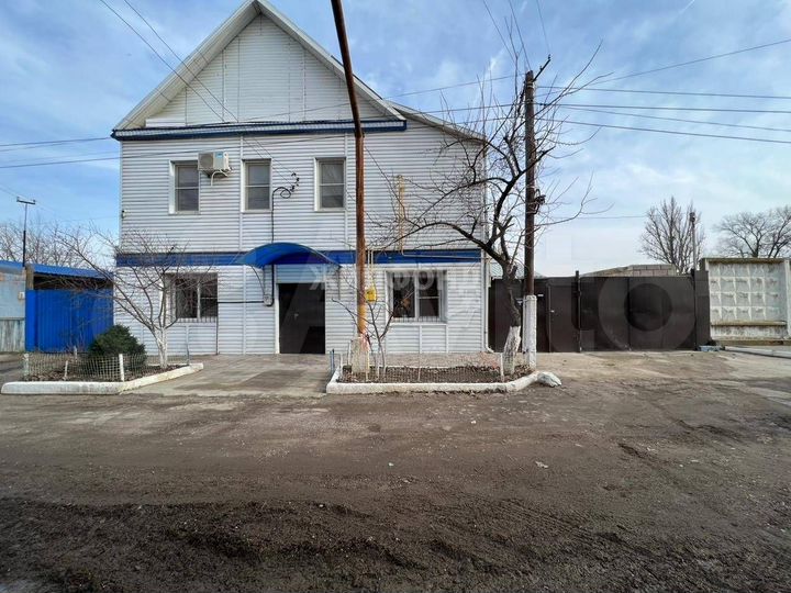 Дом 252 м² на участке 6 сот.