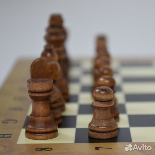 Набор 3 в 1 шашки, шахматы, нарды 30х30 новый