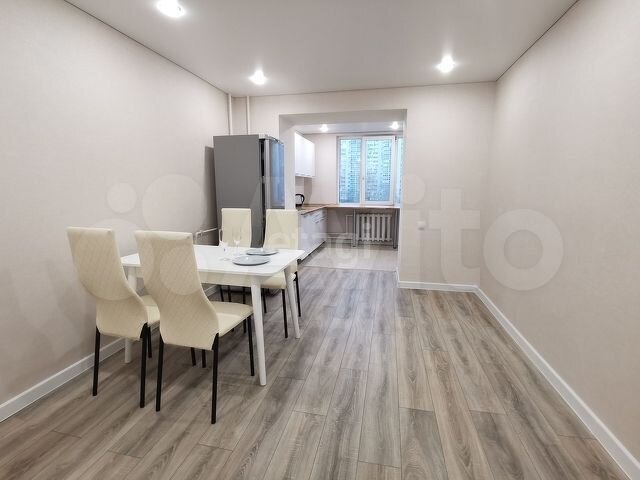 2-к. квартира, 72 м², 4/9 эт.