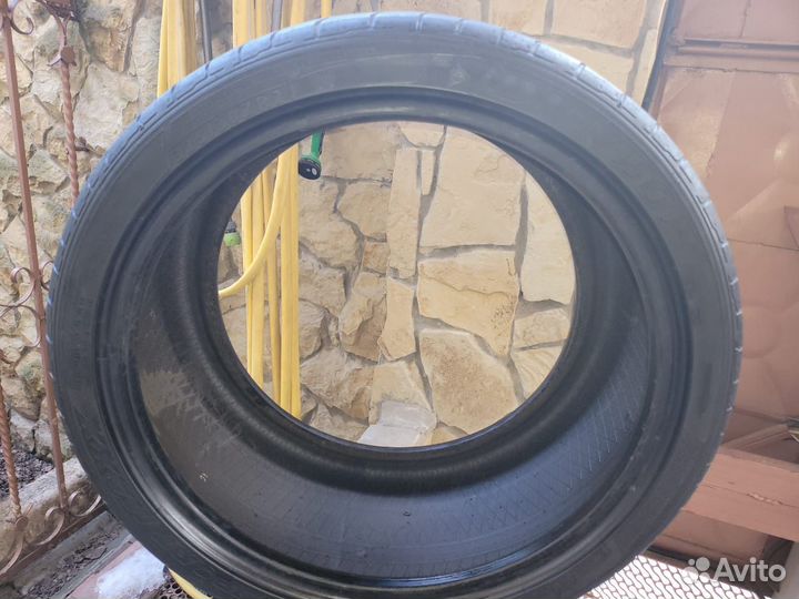 Dunlop SP Sport Maxx 285/35 R21 и 325/30 R21