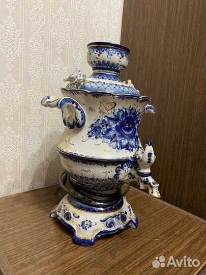Самовар электрический фарфоровый Гжель