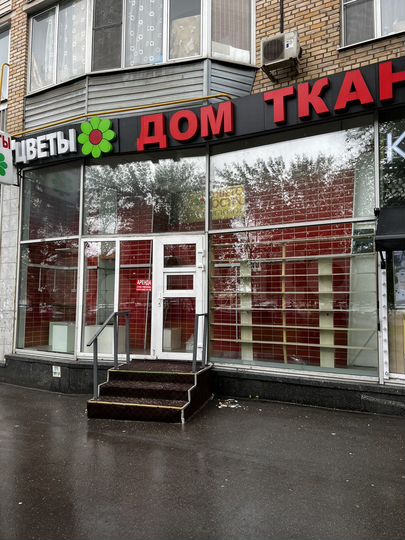 Торговая площадь, 6 м² у метро Ленинский проспект