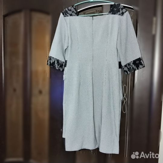 Шикарное новое платье 48-50