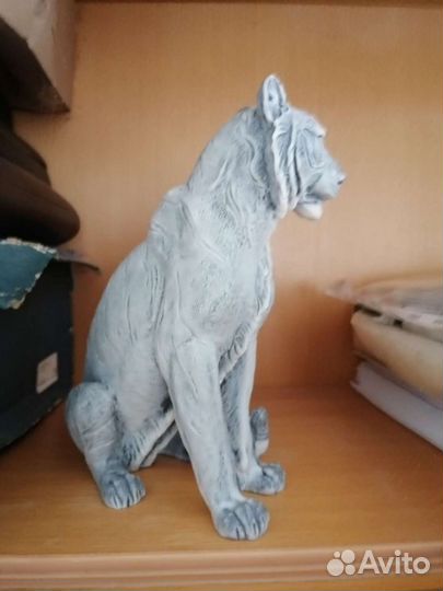 Статуэтка тигр