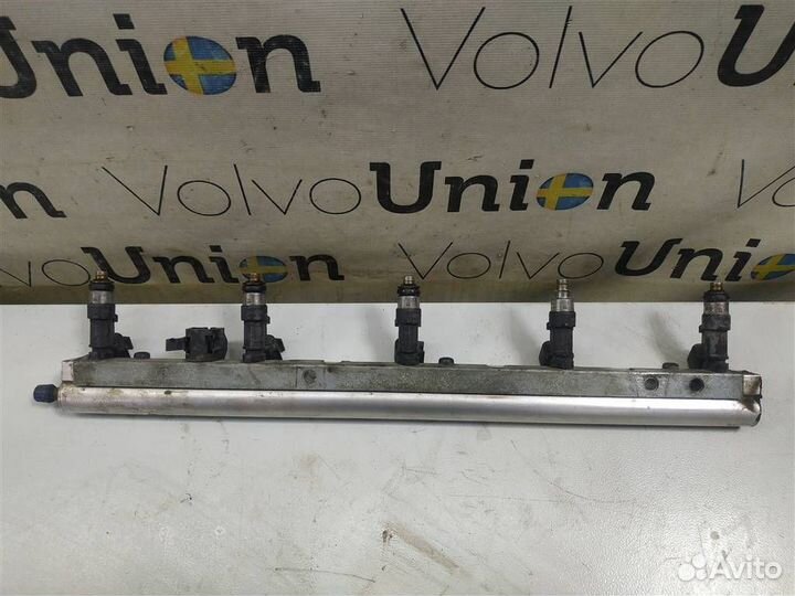 Топливная рампа Volvo C30 (2010-2013)