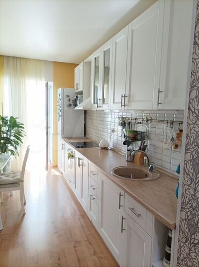 2-к. квартира, 57 м², 3/16 эт.