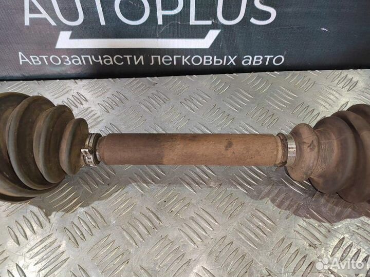 Привод правый Volkswagen Passat B5 1.8 1997-2005