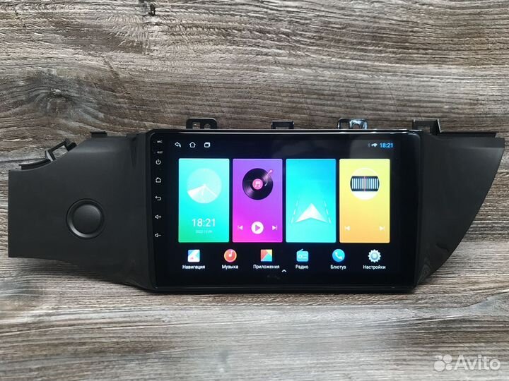 Магнитола 2DIN на Kia Rio 4 с внешним микрофоном