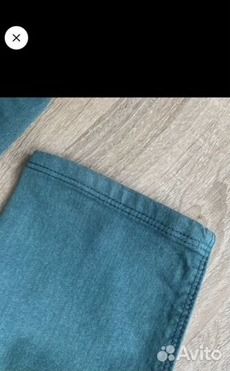 Джинсы женсеие Benetton