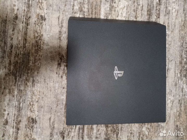 Sony playstation 4 PS4 pro 1tb с играми