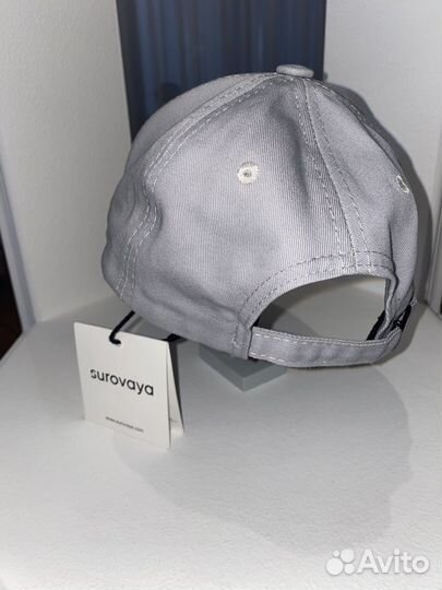 Бейсболка новая бренд Surovaya
