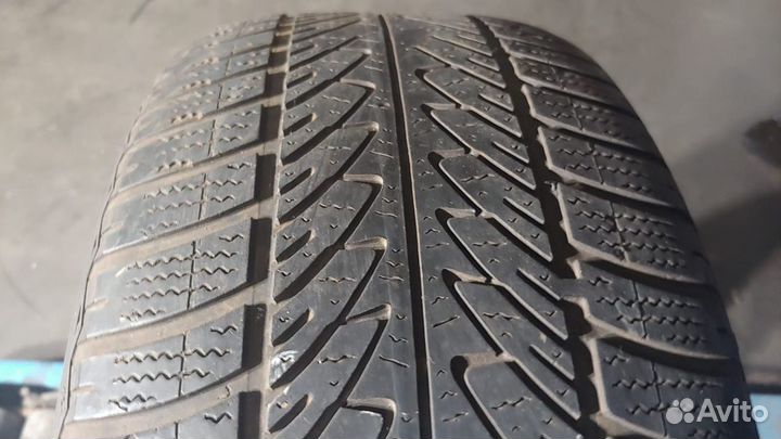 Goodyear UltraGrip Performance 225/50 R17 94H
