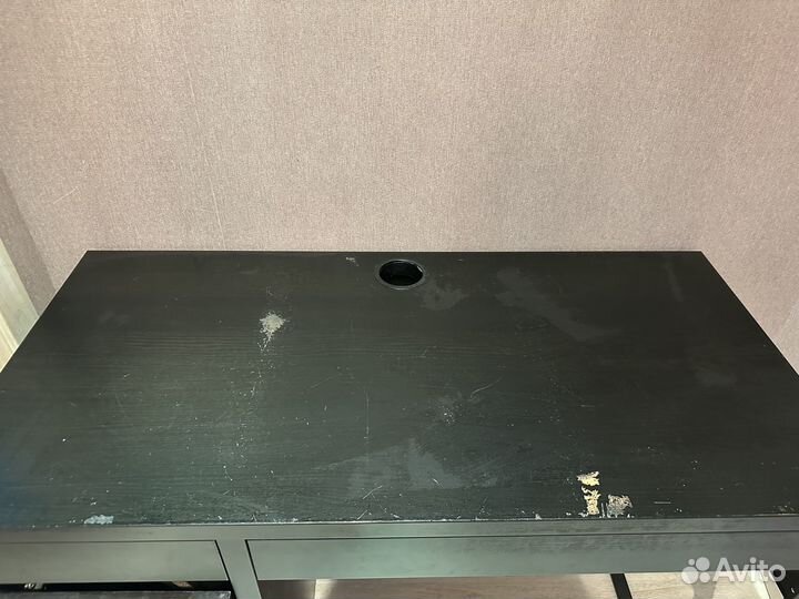 Компьютерный стол IKEA mikke